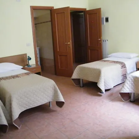 Central-- And - Alba Appartement *