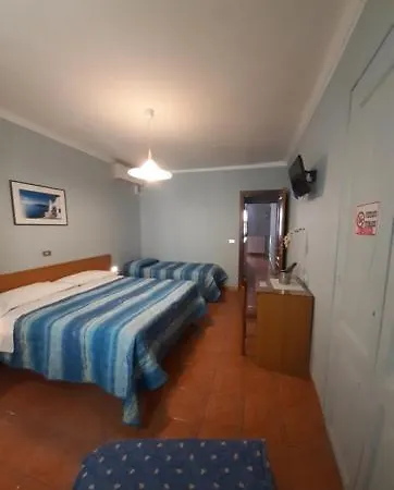 Central-- And - Alba *