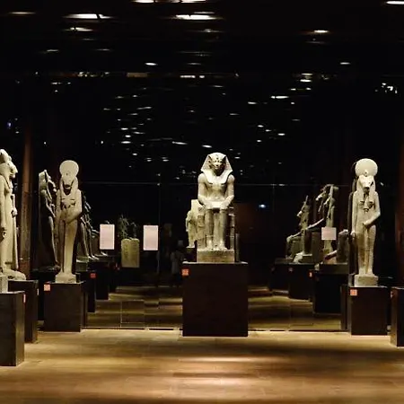 Central-- And - Alba Apartment *