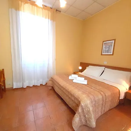 Central-- And - Alba Apartment