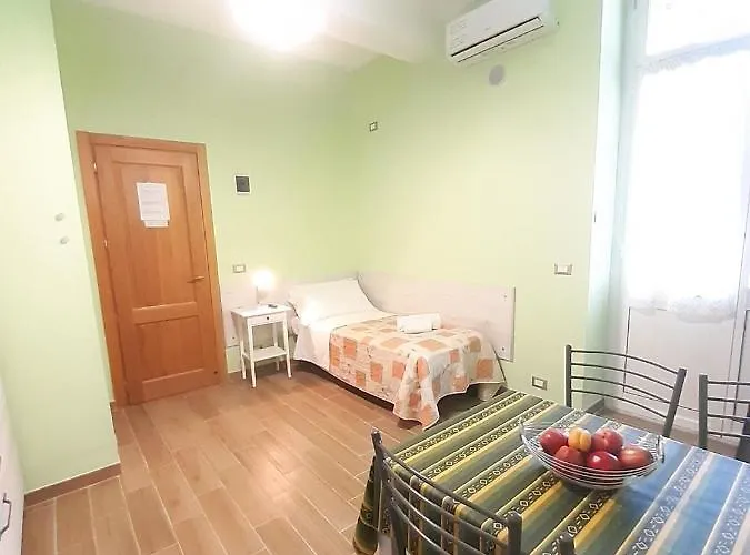 Central-- And - Alba 公寓 *