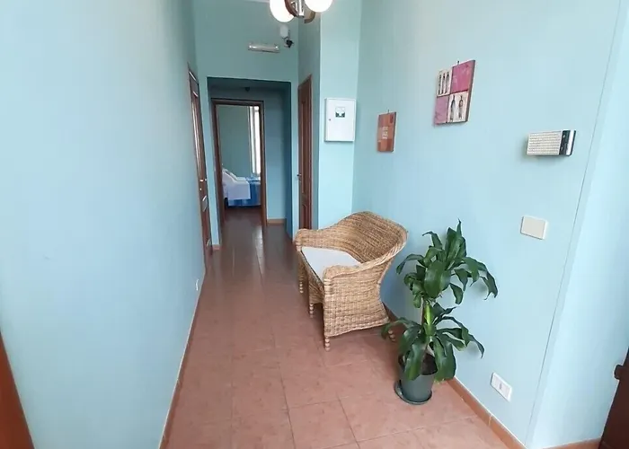 Central-- And - Alba