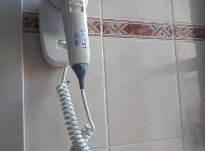 Central-- And - Alba *