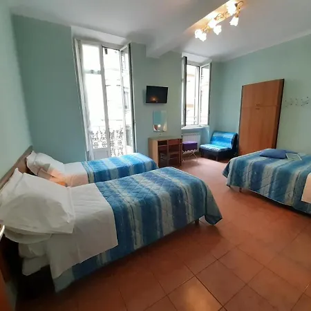 Central-- And - Alba Apartman