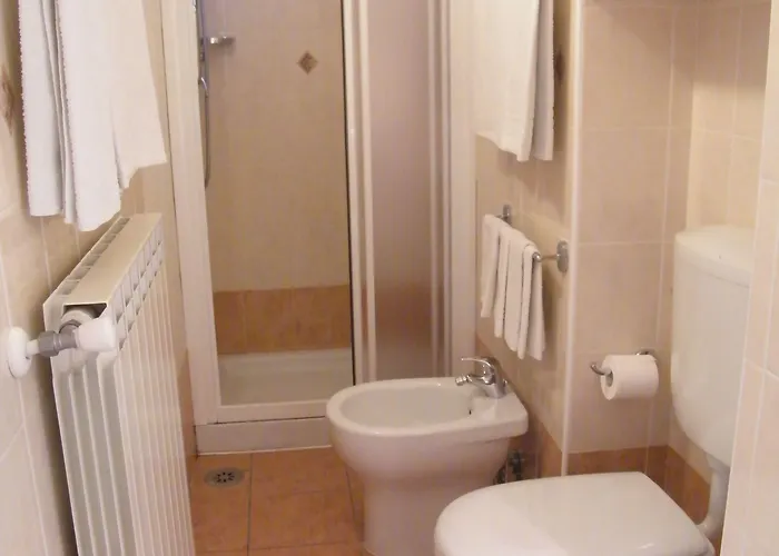 Central-- And - Alba Lägenhet